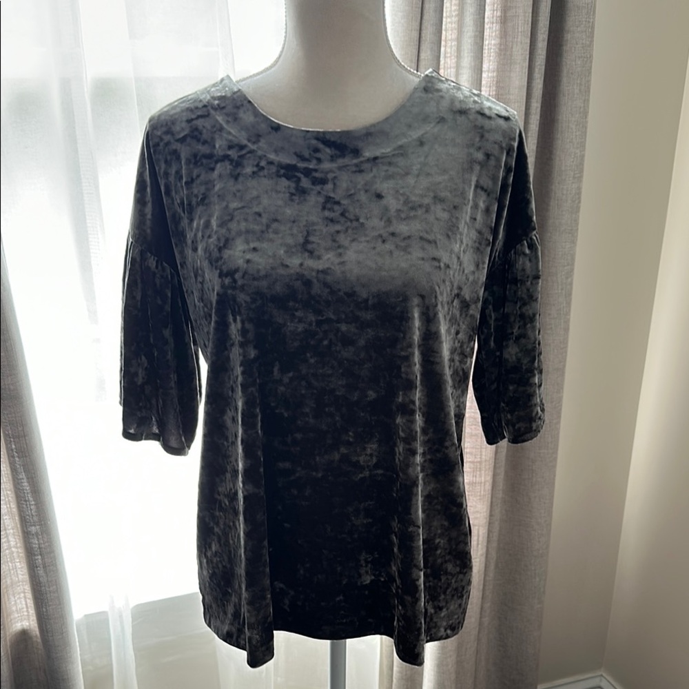Green Velvety Women's Top Size Medium